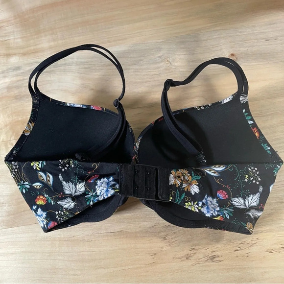 Victoria’s Secret black floral very sexy push up bra size 32DD - Picture 3 of 5
